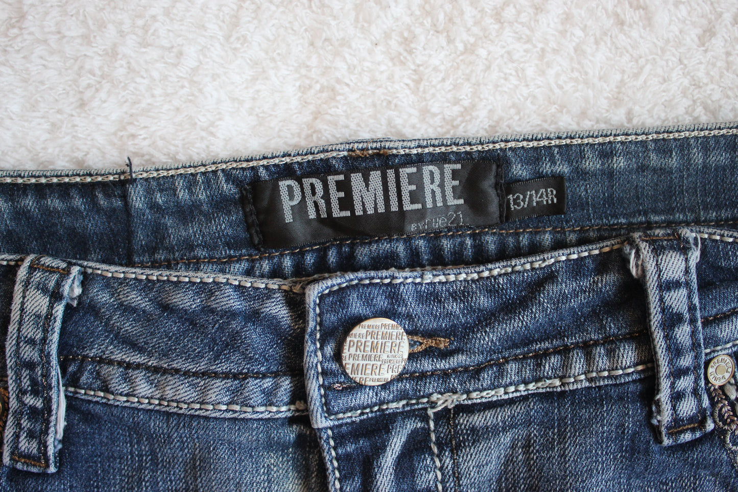 Mini Gonna PREMIERE